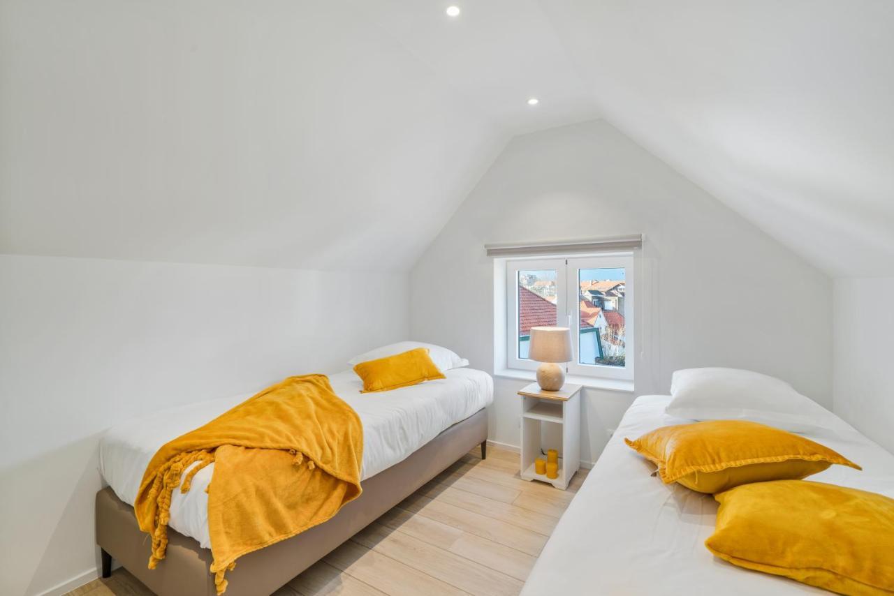 Maison Josephine - Spacious House For 12 People Hébergement de vacances *
